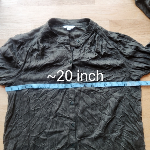 Lucky Brand Button-Up Top - Picture 8 of 10